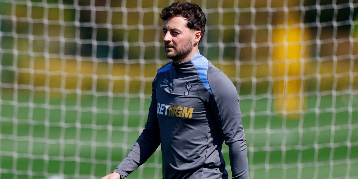 West Brom "finalising" transfer to sign "tremendous" 24 y/o int'l for Mason