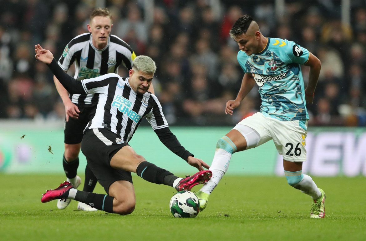 Wolves missed a trick on Carlos Alcaraz