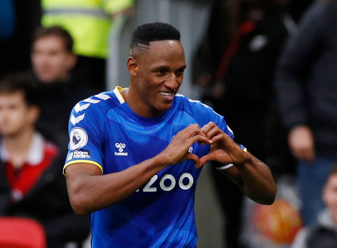 Everton boost as Yerry Mina returns